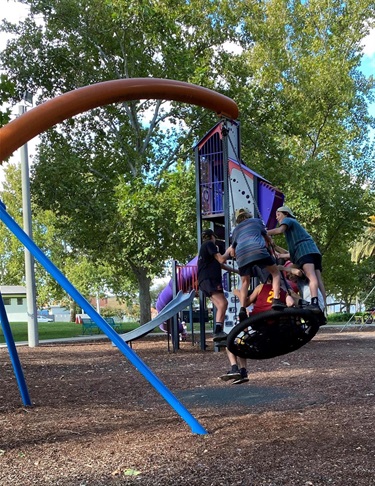 Mountford Park - big kids playing